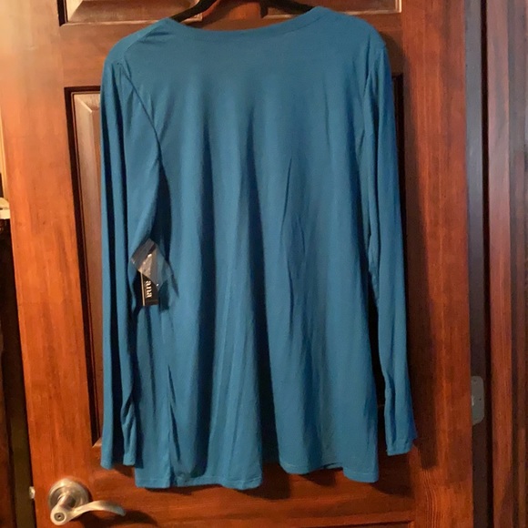 Ana long sleeve blouse - Picture 2 of 3